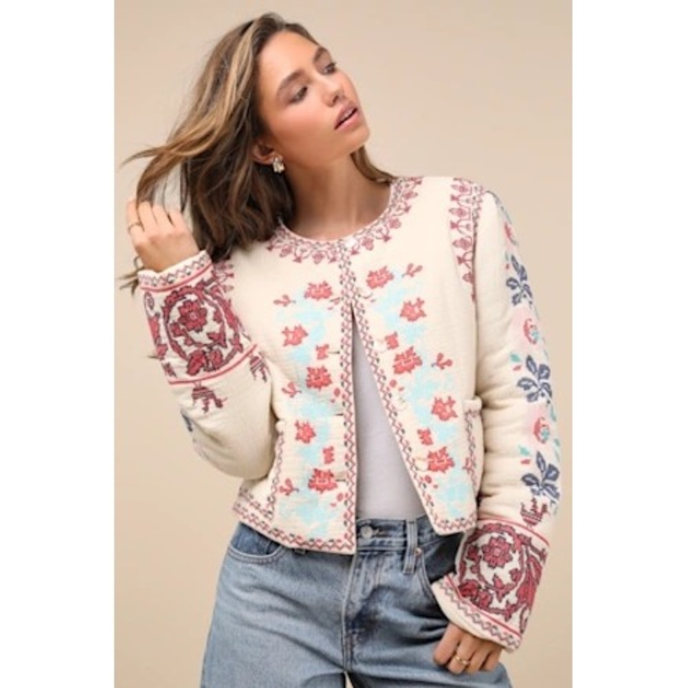 Lulus Boho Embroidered Cropped Jacket‎ Cream Red Blue Cross Stitch Small NEW